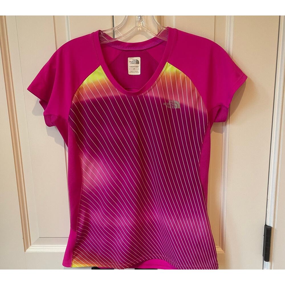 The North Face Neon Pink Short Sleeve Active wear Shirt Sz S